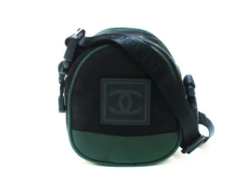 【CHANEL】シャネル スポーツライン A23300 ショルダーバッグ CHANEL】シャネル スポーツライン ショルダーバッグ A23300