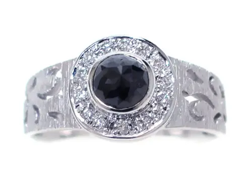 三重県 菰野町】K18WG ホワイトゴールド ダイヤモンドリング 1.01ct  