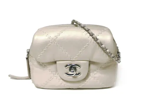 ここあ様 CHANEL シャネル 三つ折り財布 26番台 キャビアスキン
