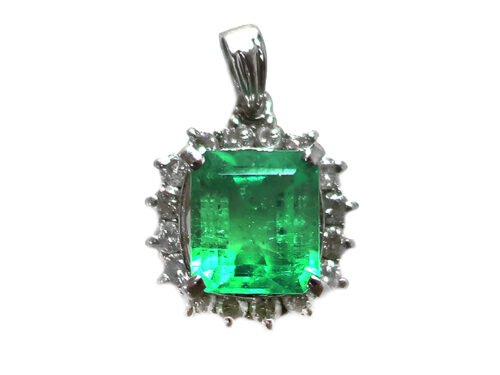 【三重県 鈴鹿市】Pt900 プラチナ エメラルド ペンダントトップ 2.36ct ダイヤモンド 0.50ct 2.8g 買取実績 2025.06