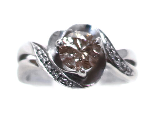 【三重県 鈴鹿市】K18WG ホワイトゴールド ブラウンダイヤモンド リング 0.82ct 0.10ct 5.8g 買取実績 2025.11