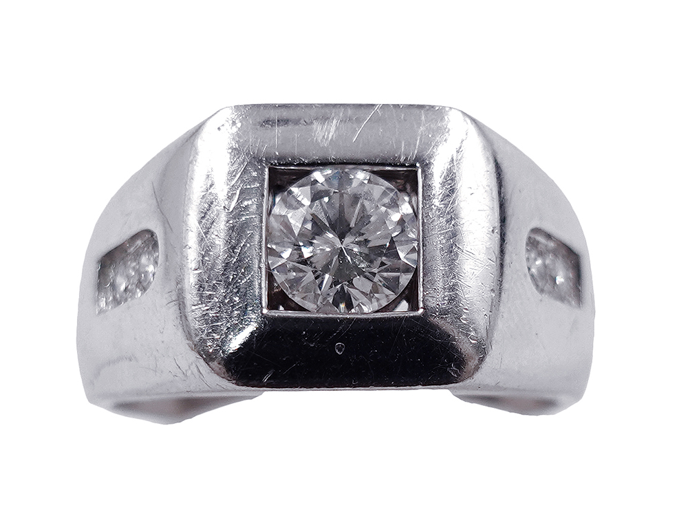 【三重県 亀山市】Pt900 プラチナ ダイヤモンド スクエア 印台リング 0.69ct 0.16ct 21.5g 買取実績 2026.04