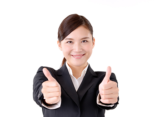 いいねの女性スタッフイメージ