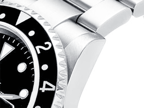 【2022年 春】ロレックス(ROLEX) GMTマスター2 16710 買取価格相場 情報 マイナーチェンジ 2003年頃 ラグの横穴が無くなる